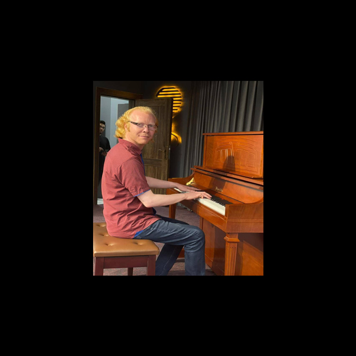 رسول کرچی - استاد پیانو در کرج